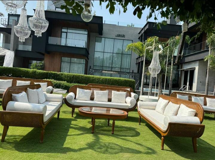 outdoor evening reception table with gold chairs and rose centerpiece by Alvi Events & Catering in Lahore (50)
